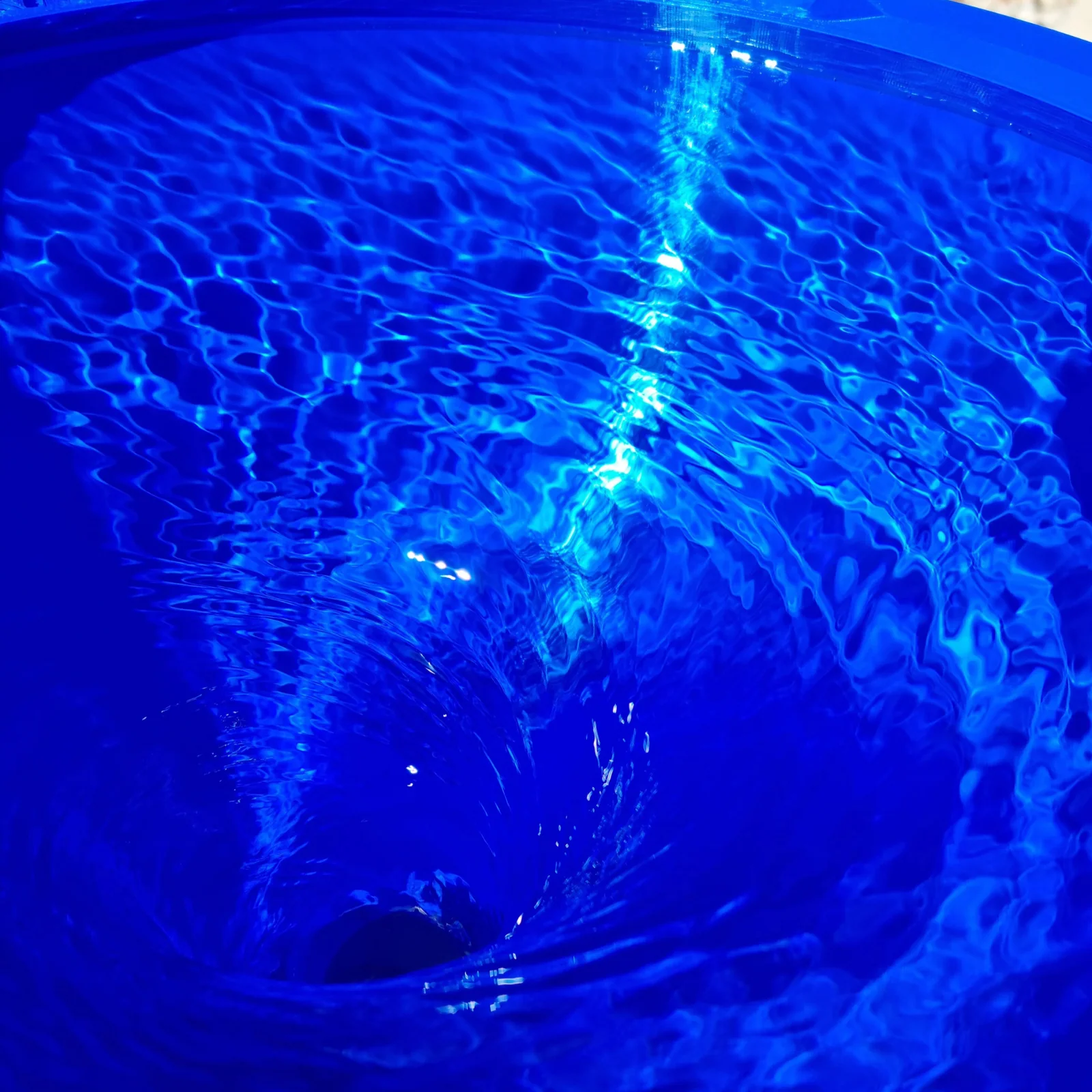 Blue Bowl VortexPro + Pump & Hose - Image 5