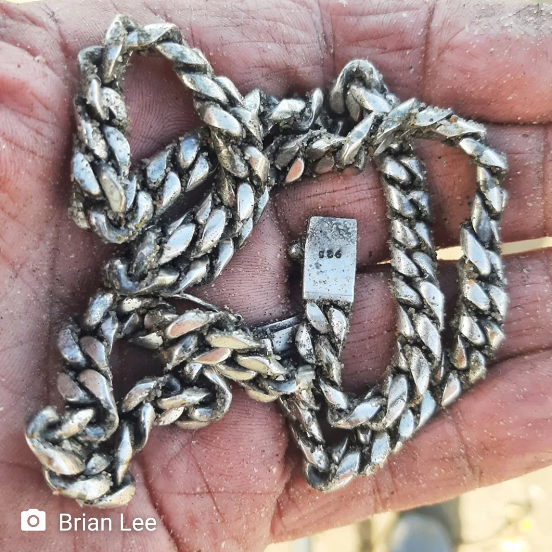 DEUS 2 - Image 3